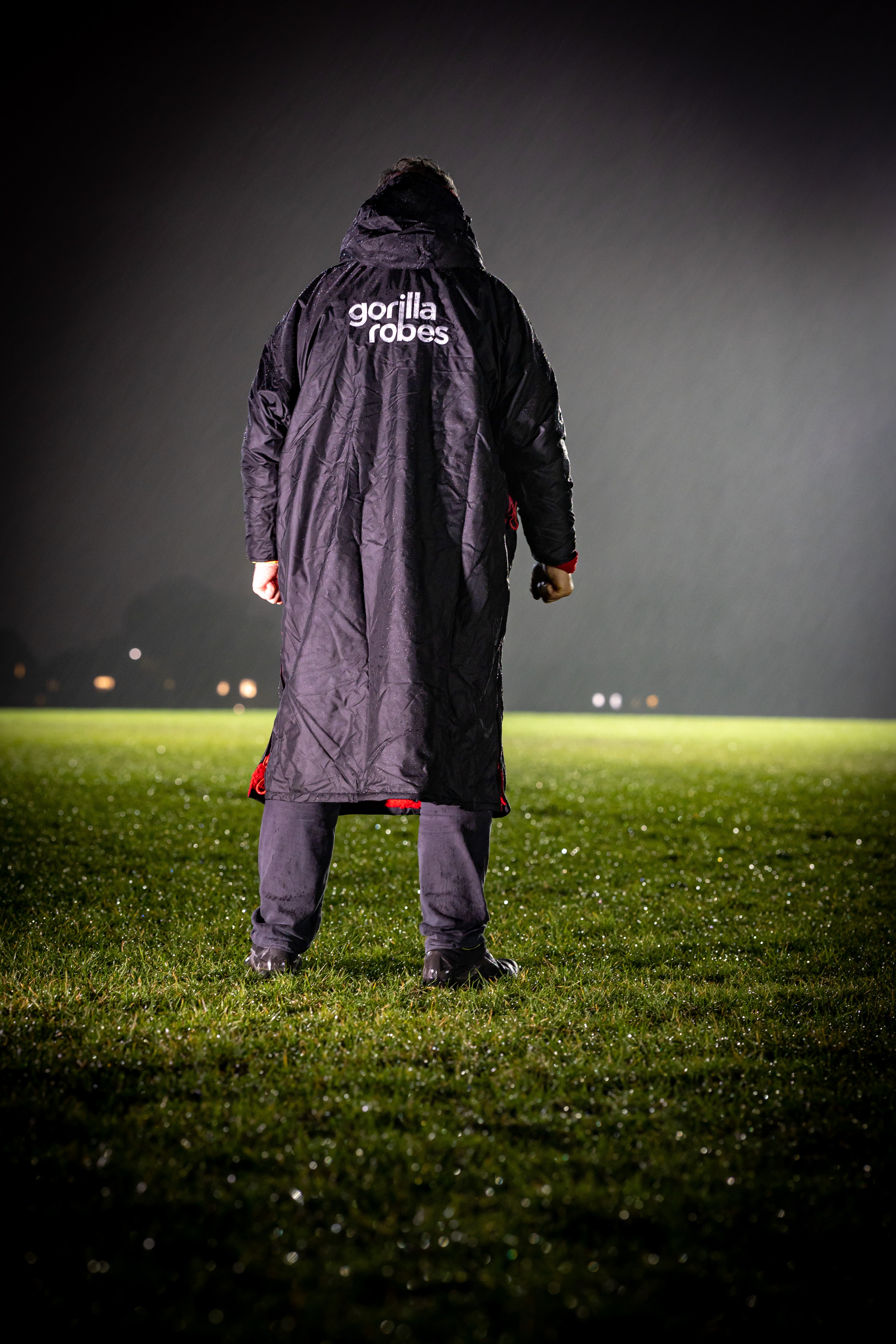 Classic Overhead Waterproof Changing Robe Black