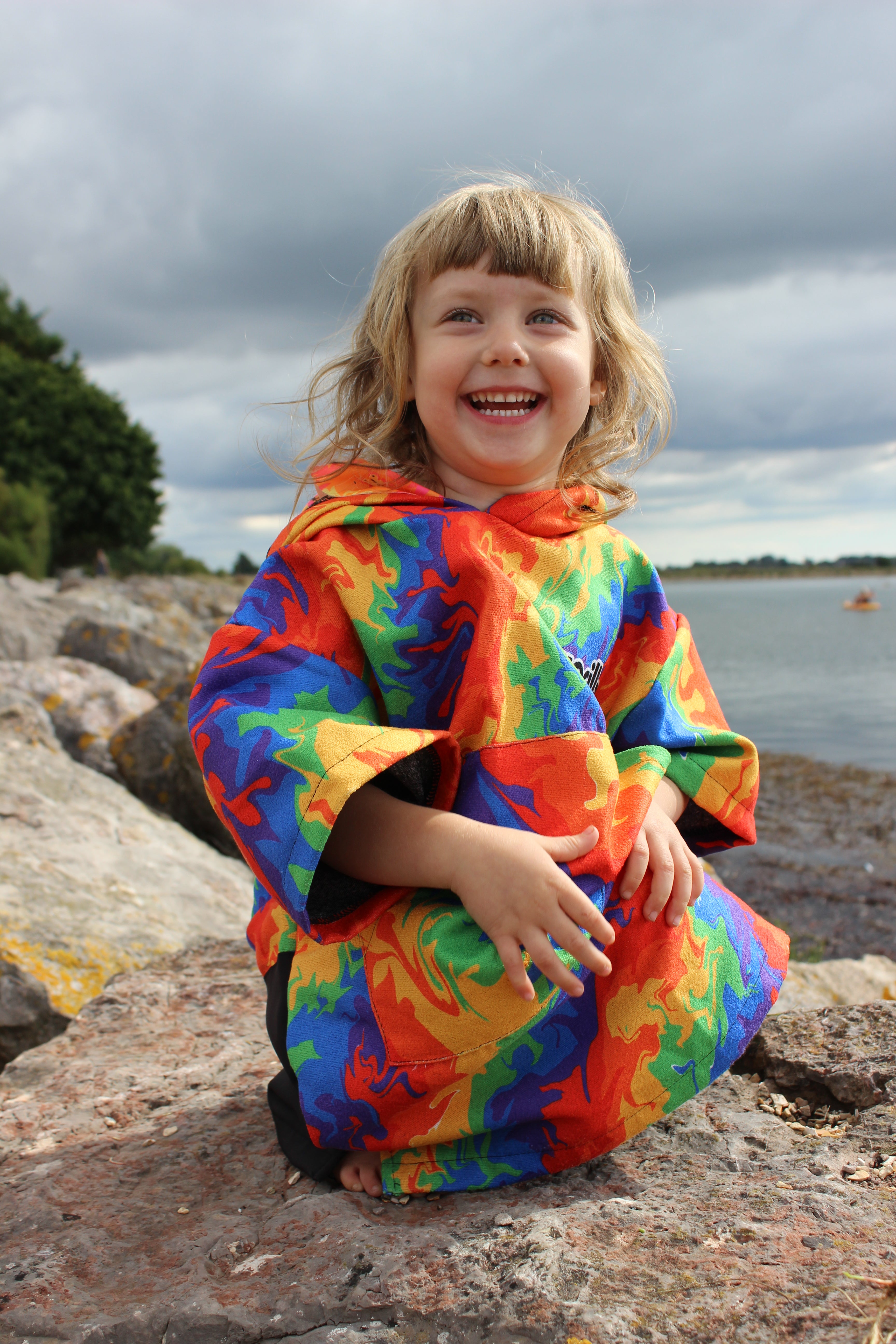 Kid's ECO Recycled Changing Robe Poncho Rainbow (Age 1-12)