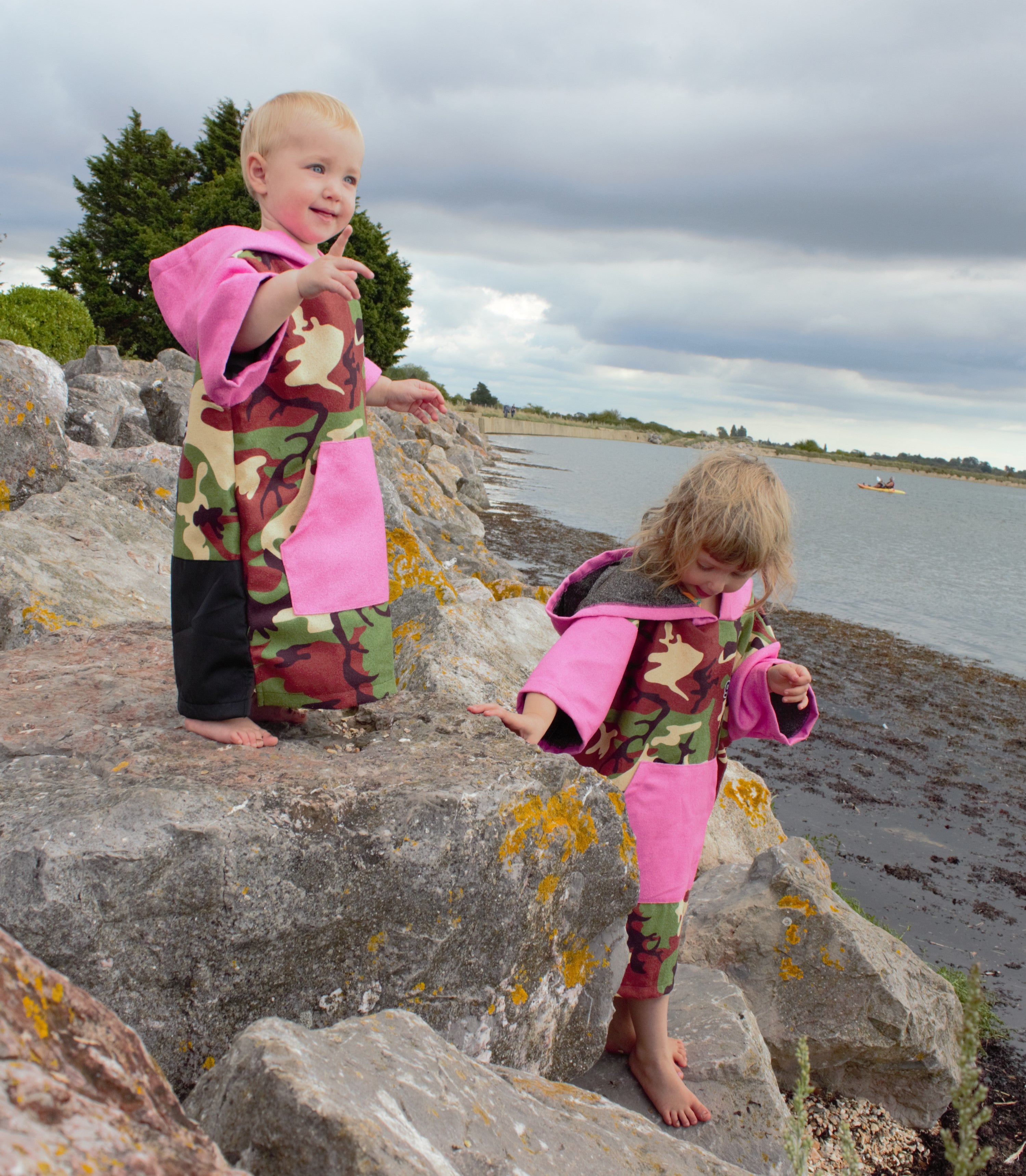 Kids ECO Recycled Changing Robe Poncho Camo (Age 1-12)